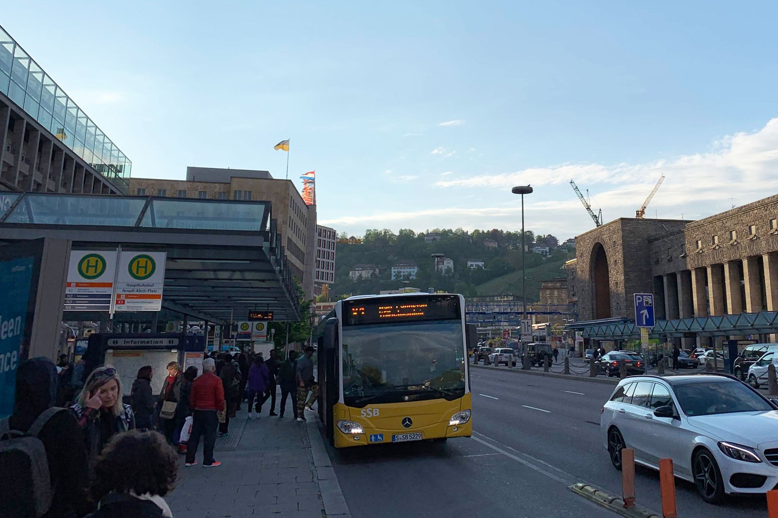 ways to travel around Germany by bus